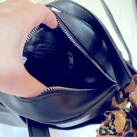 PRICE DROP! Trendy Circle Crossbody Bag, Black Vegan Leather, Adjustable, Scarf - Picture 5 of 8